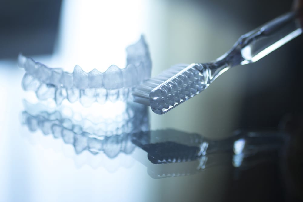 keep your retainers clean to prevent your bad breath 